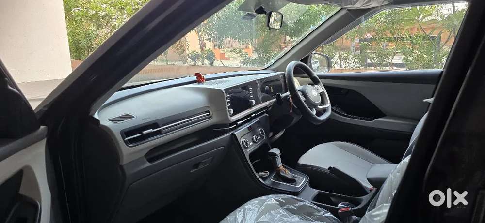 Hyundai Creta Ex (o) Petrol Automatic Ivt 2025 Model