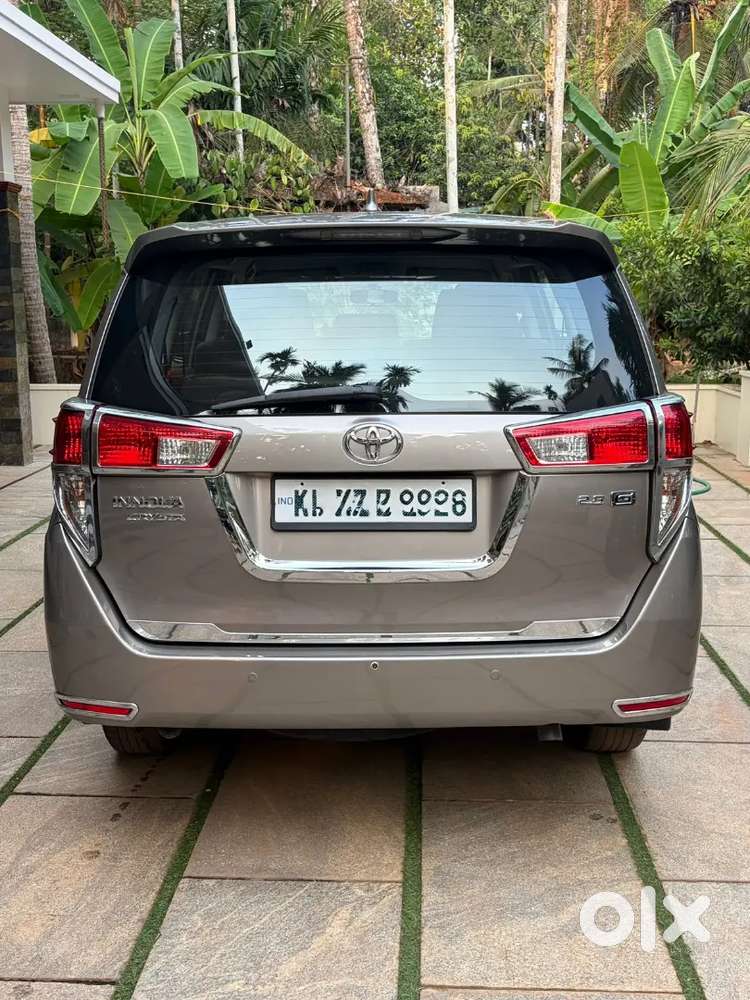 Toyota Innova Crysta 2017