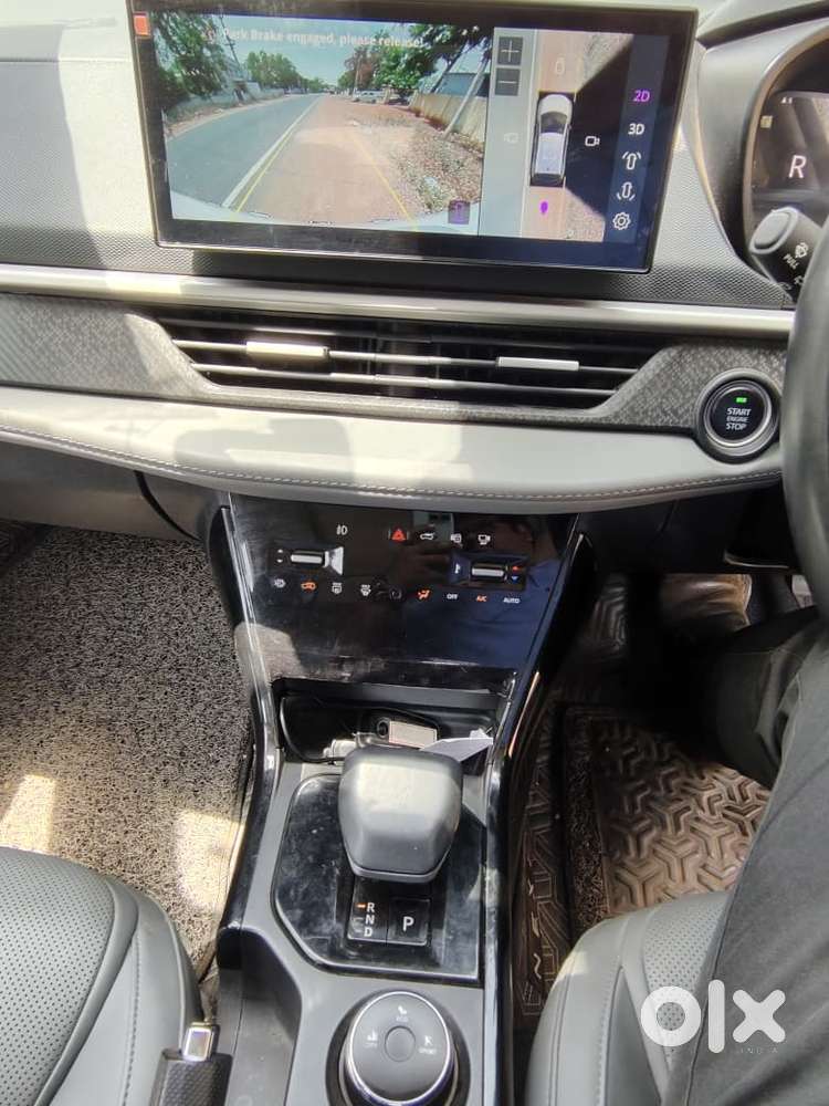 Tata Nexon Fearless Pr S 1.2 Revotron Petrol 7 Dca Dt, 2025, Petrol
