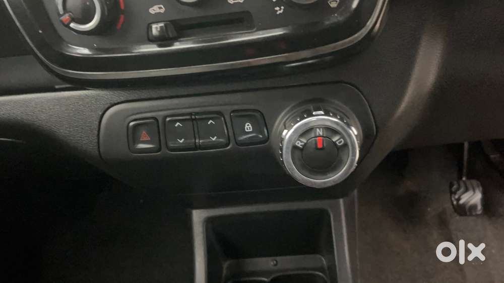 Renault Kwid 1.0 Rxt Amt Opt, 2017, Petrol