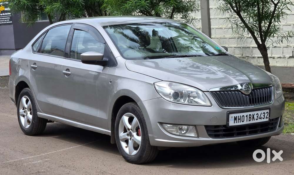 Skoda Rapid 2013-2016 1.6 Mpi At Elegance, 2013, Petrol