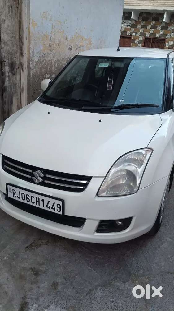 Maruti Suzuki Dzire 1.2 Vxi 2010