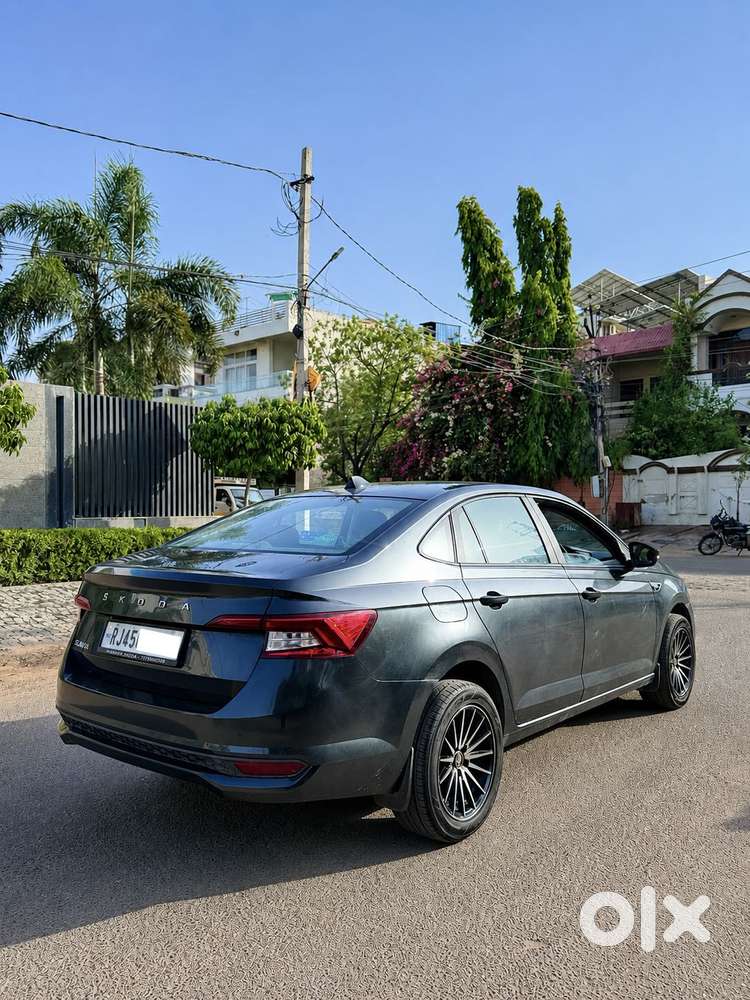 Skoda Slavia 1.0 Active Tsi, 2022, Petrol