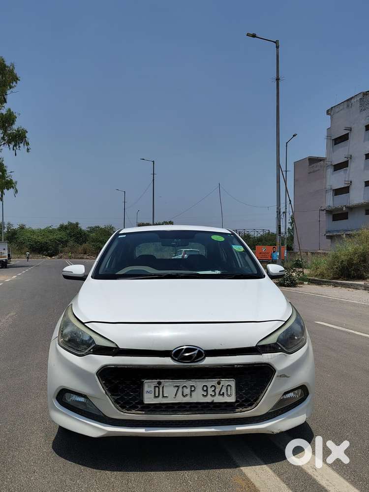 Hyundai I20 Sportz 1.2 Bs-iv, 2015, Petrol