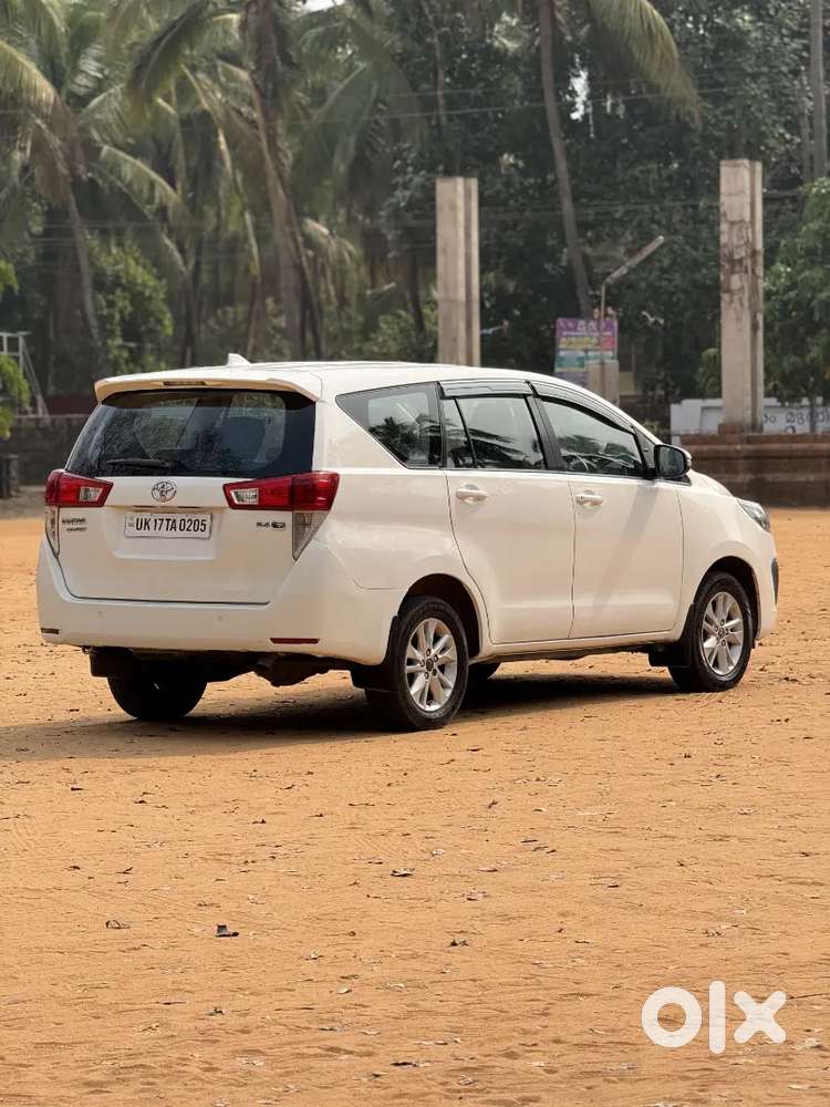 Toyota Innova Crysta 2017