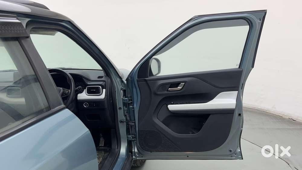 Tata Punch Creative Amt, 2023, Petrol
