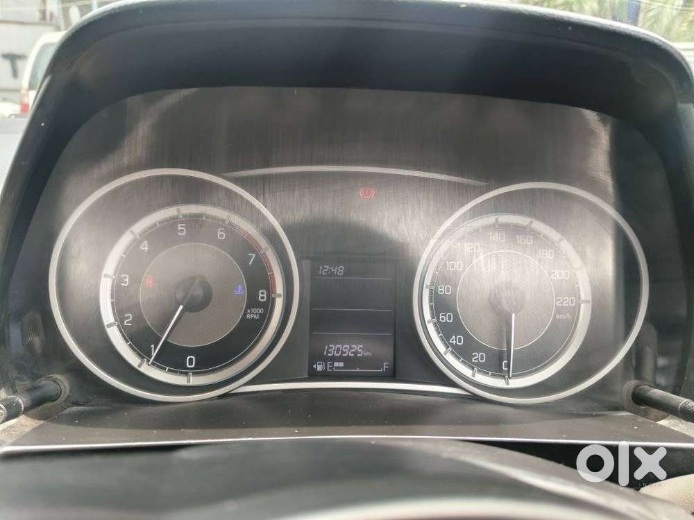 Maruti Suzuki Dzire 1.2 Vxi, 2022, Petrol