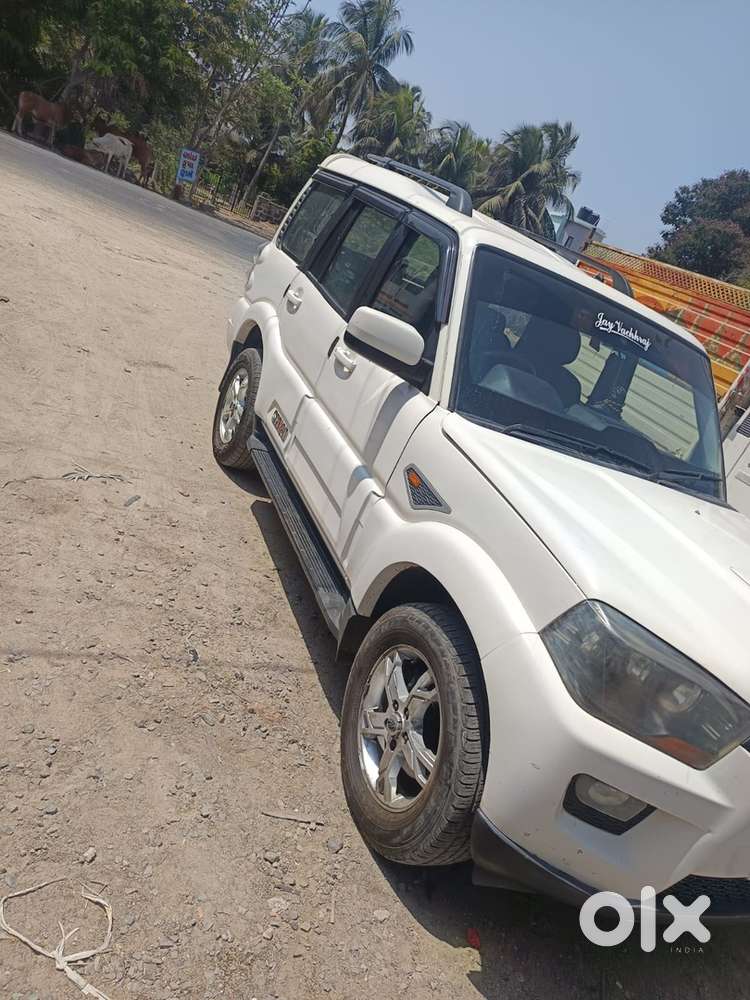 Mahindra Scorpio Diesel 2015