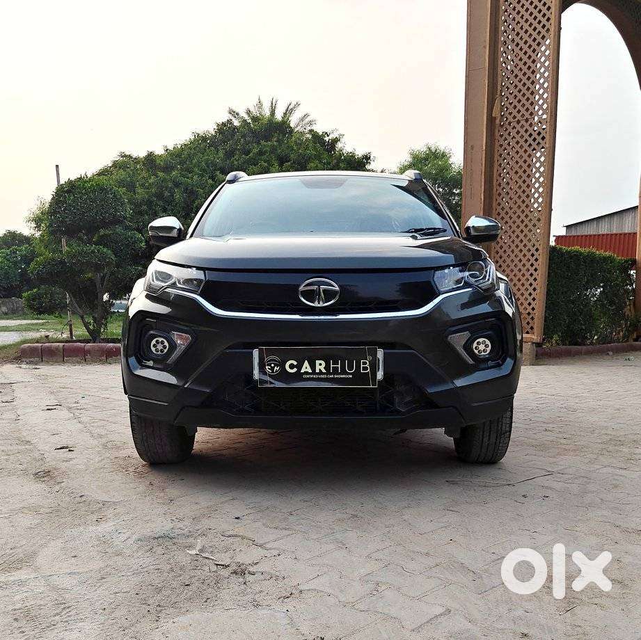 Tata Nexon 1.2 Revotron Xma Amt (s), 2020, Petrol