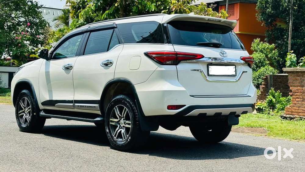 Toyota Fortuner 4x2 At 2.8 Diesel, 2022, Diesel