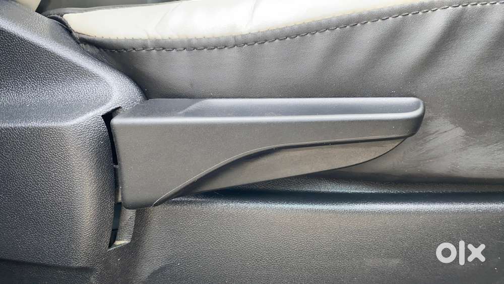 Volkswagen Taigun 1.0 Tsi Highline At, 2022, Petrol