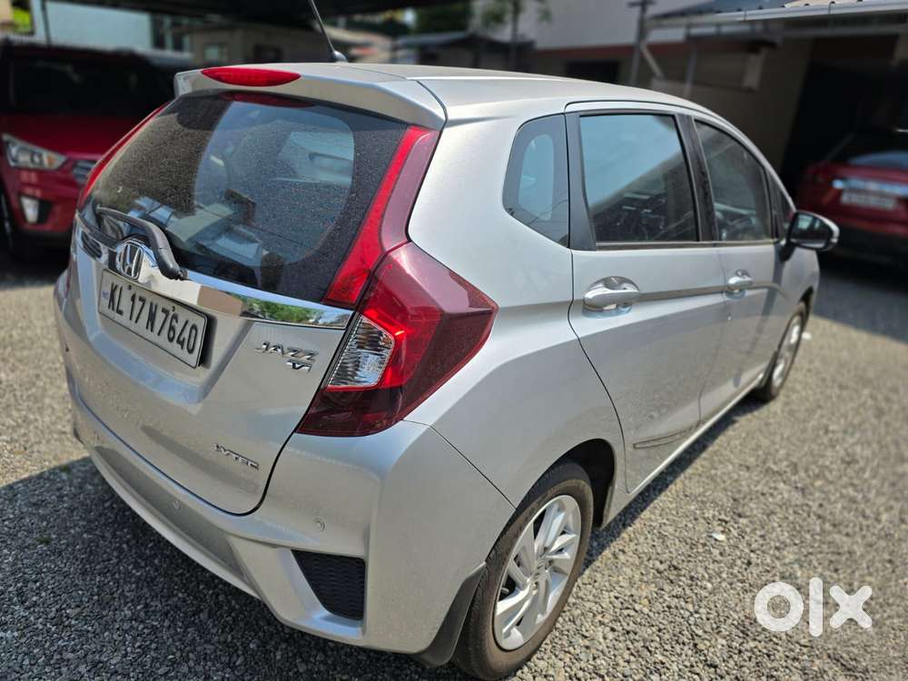 Honda Jazz 1.2 V I Vtec, 2016, Petrol