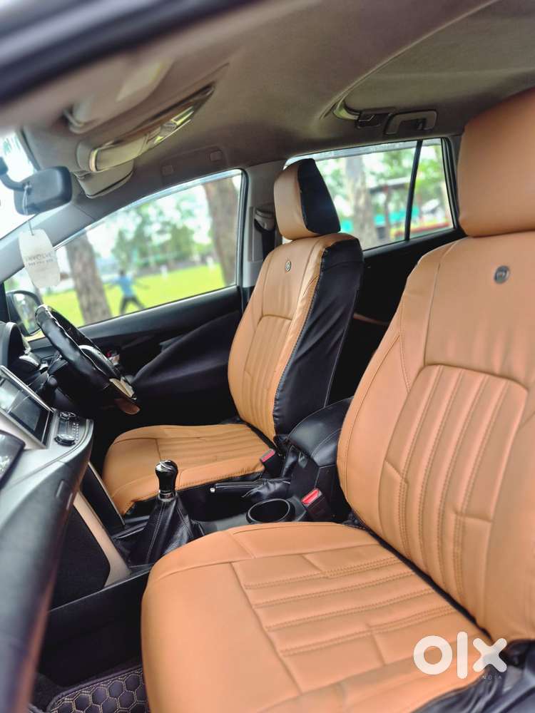 Toyota Innova Crysta 2.4 V 8 Str, 2017, Diesel