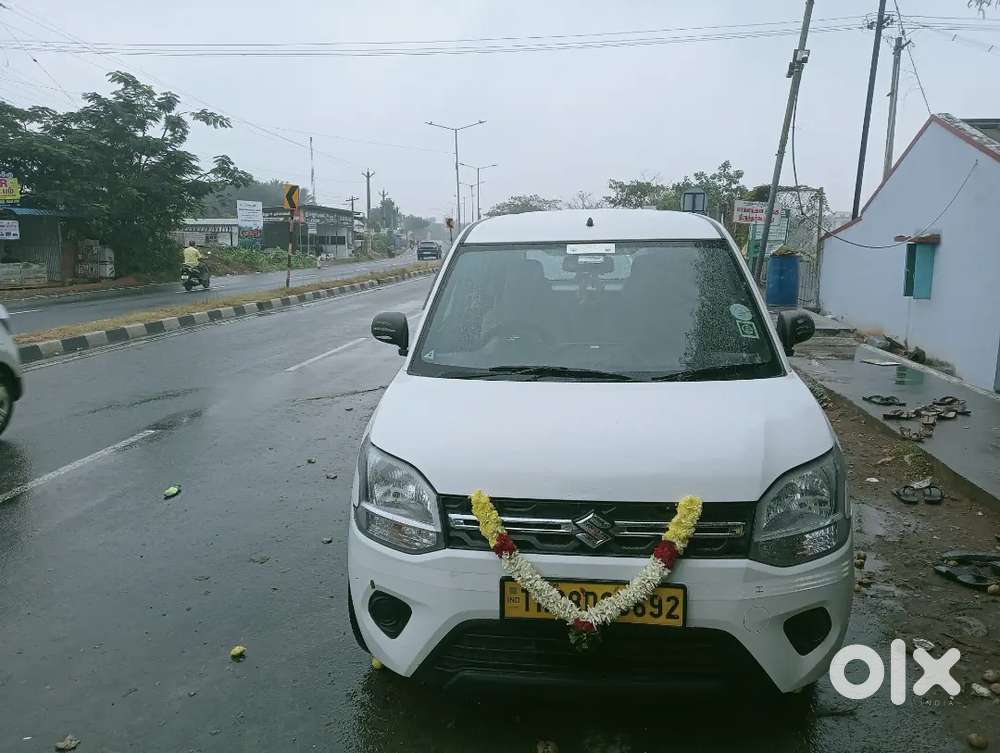 New Seat Cover Leather Touch Screen Set New Battery