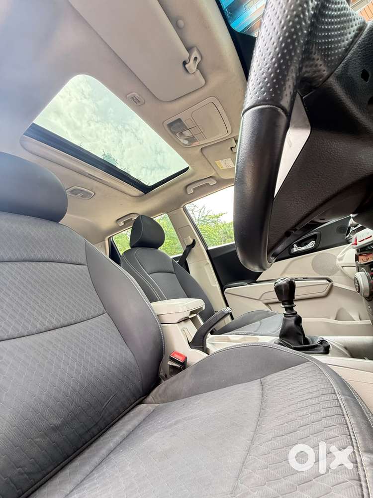 Mahindra Xuv300 W8 Option Diesel, 2022, Diesel