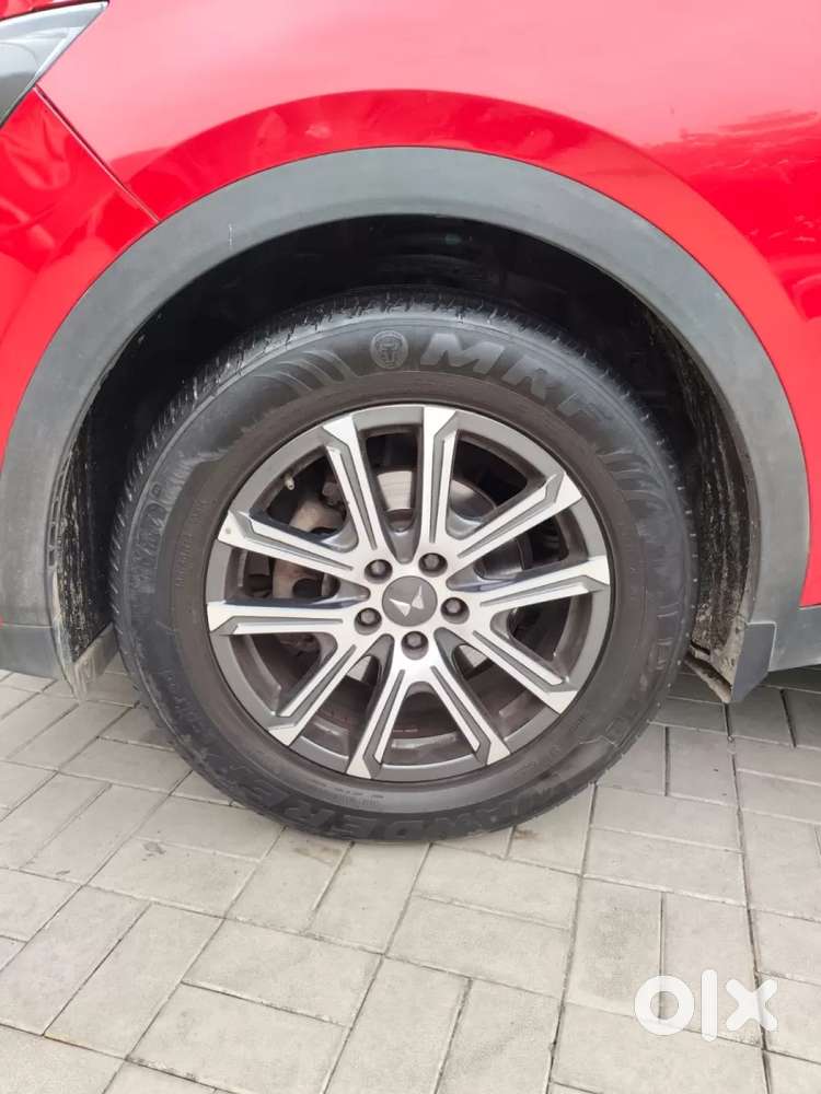 Mahindra Xuv700 2.2 Ax 7 Diesel At Luxury Pack Str Awd, 2022, Diesel