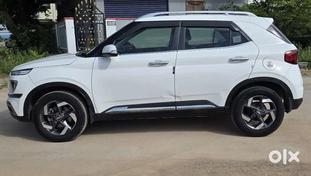 Hyundai Venue Diesel 2021