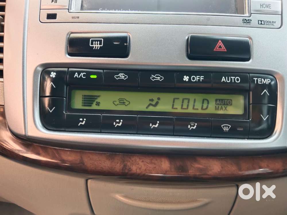 Toyota Innova 2.5 V 7 Str, 2014, Diesel