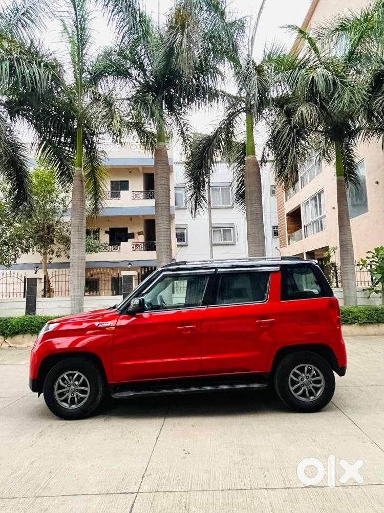 Mahindra Tuv 300 T10 Dual Tone, 2018, Diesel