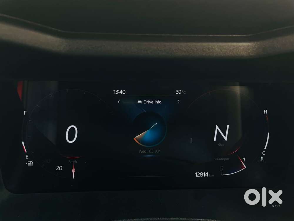 Mahindra Xuv 3xo Ax5 Ds Mt, 2025, Diesel