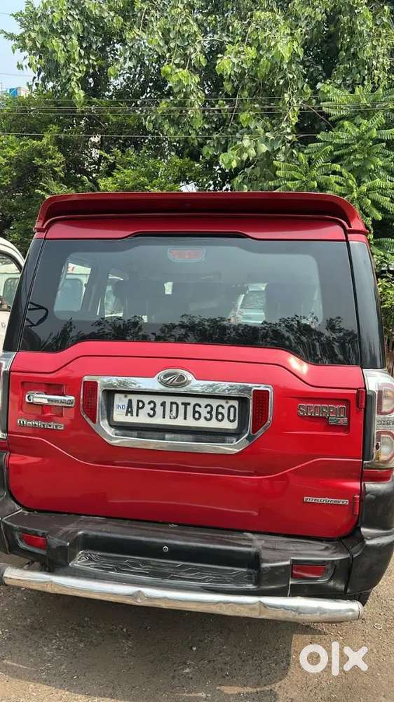 Mahindra Scorpio S4 2017 Manual