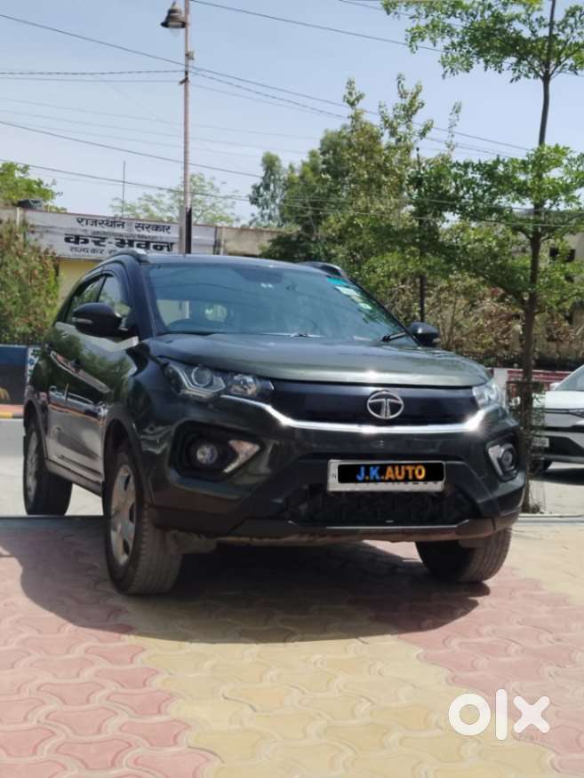 Tata Nexon 1.2 Revotron Xm (s), 2020, Petrol