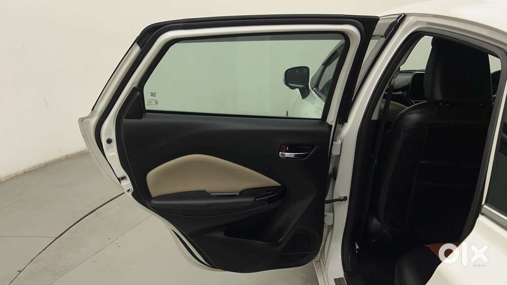 Toyota Glanza 1.2 V, 2024, Petrol