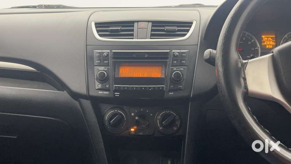 Maruti Suzuki Swift Vvt Vxi, 2017, Petrol