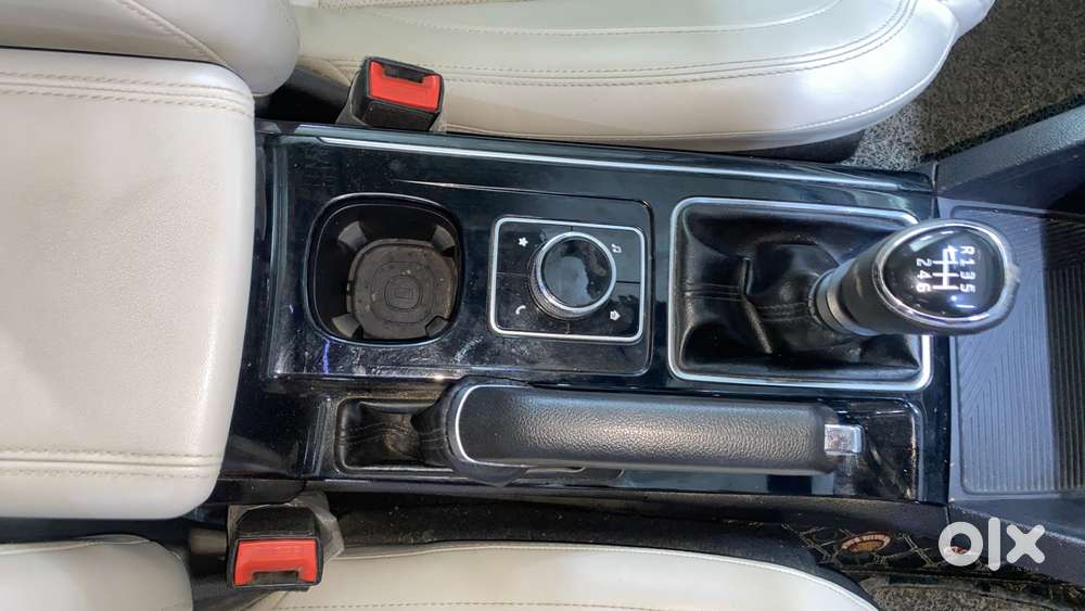 Mahindra Xuv700 2.2 Ax 7 Diesel Mt Str, 2022, Diesel