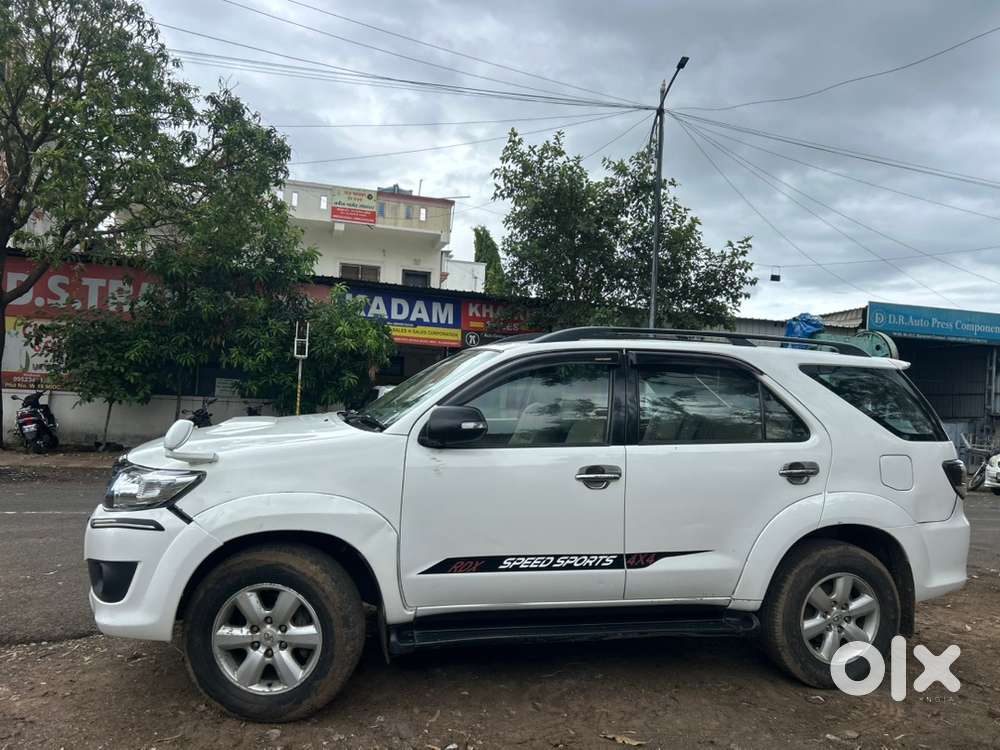 Toyota Fortuner Diesel 2012