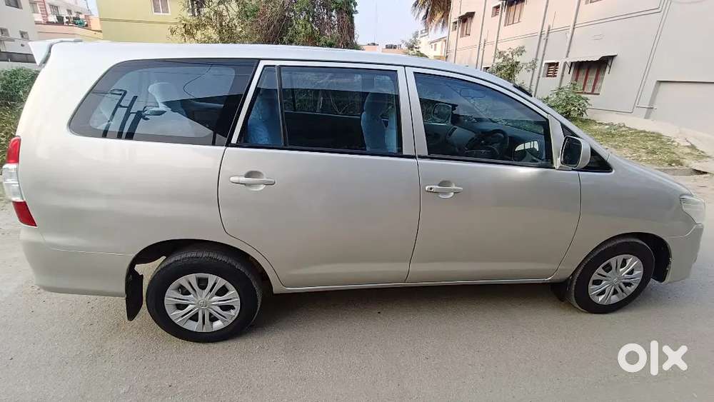 Toyota Innova 2008 Diesel 140000 Km Driven