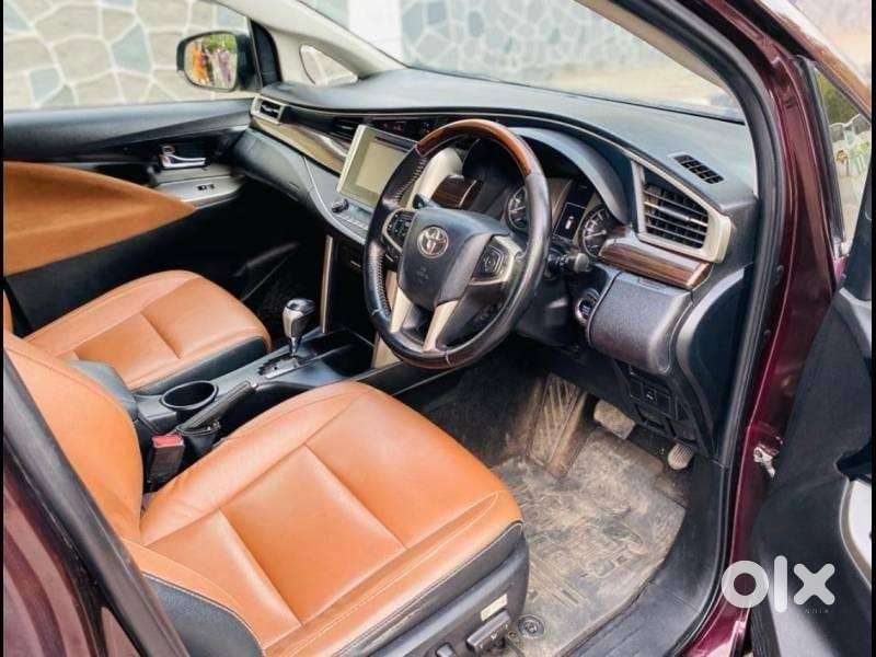 Toyota Innova Crysta 2.8 Gx At 8s, 2019, Diesel