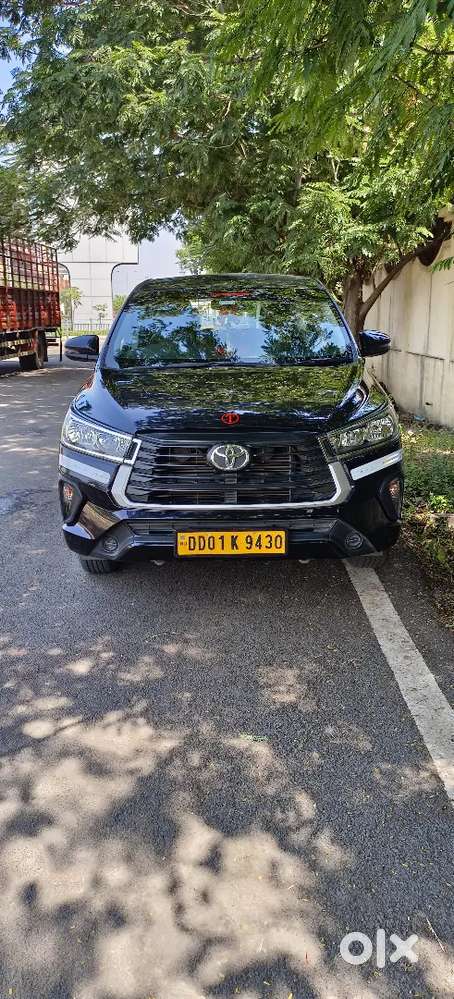 Toyota Innova Crysta 2022 Diesel 127000 Km Driven