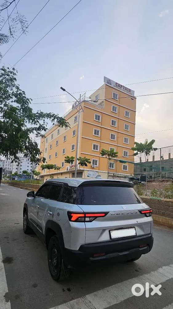 Maruti Suzuki Vitara Brezza 2024 Petrol Well Maintained