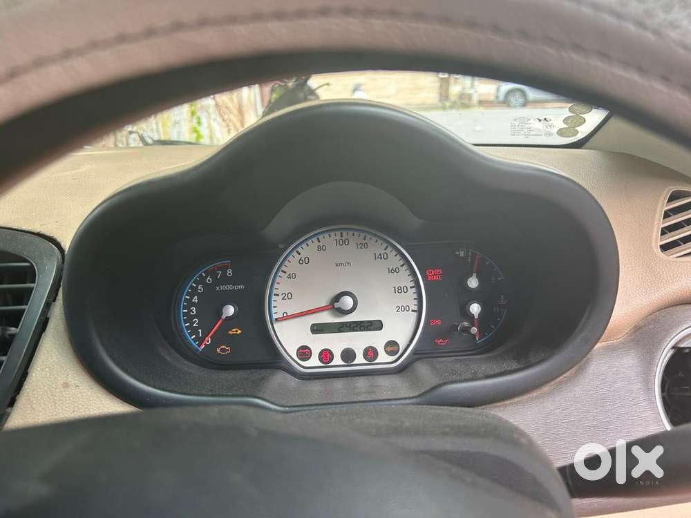 Hyundai I10 Sportz Petrol 2010