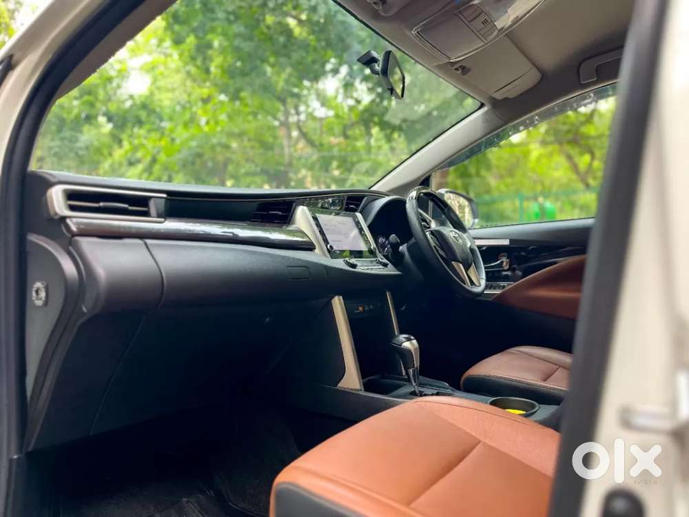 Toyota Innova Crysta [2020-ongoing] 2.4 Zx At 7 Str, 2022, Diesel