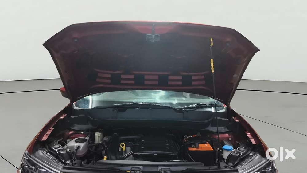 Volkswagen Taigun 1.0 Tsi Topline At, 2022, Petrol