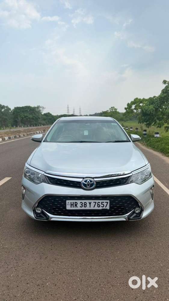 Toyota Camry 2018 Petrol Hybrid 57000 Km Driven