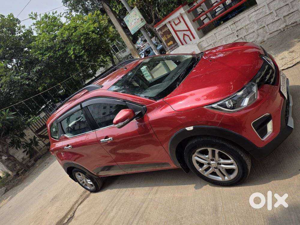Renault Triber Rxz, 2020, Petrol