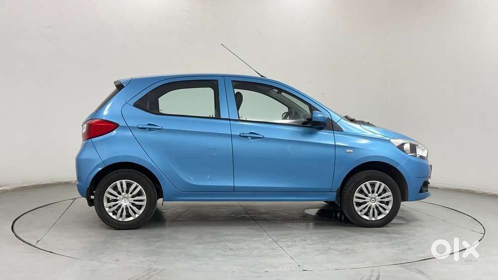 Tata Tiago 1.2 Revotron Xt, 2017, Petrol
