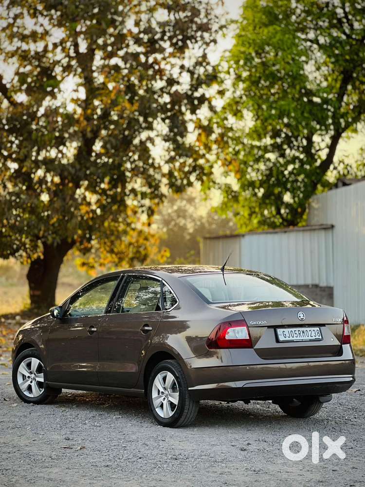 Skoda Rapid 1.6 Mpi At Ambition Plus, 2021, Petrol