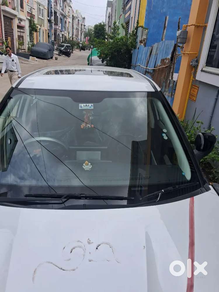 Mahindra Xuv 3xo Mx2 Pro 2025  Sunroof  Only 5800km  9 Months Old