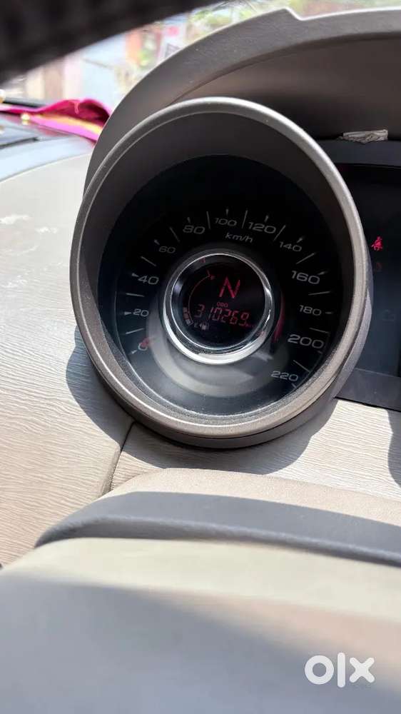 Mahindra Xuv500 2014 With All Seal Tyres