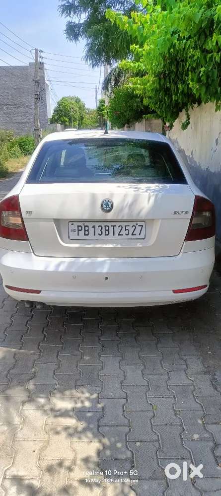 Skoda Laura Elegance 2012 Diesel Manual