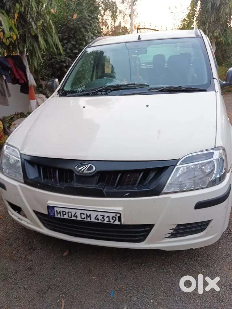Mahindra E Verito 2014