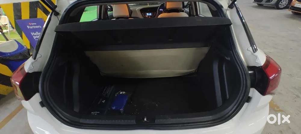 Hyundai I20 Diesel Manual White Colour