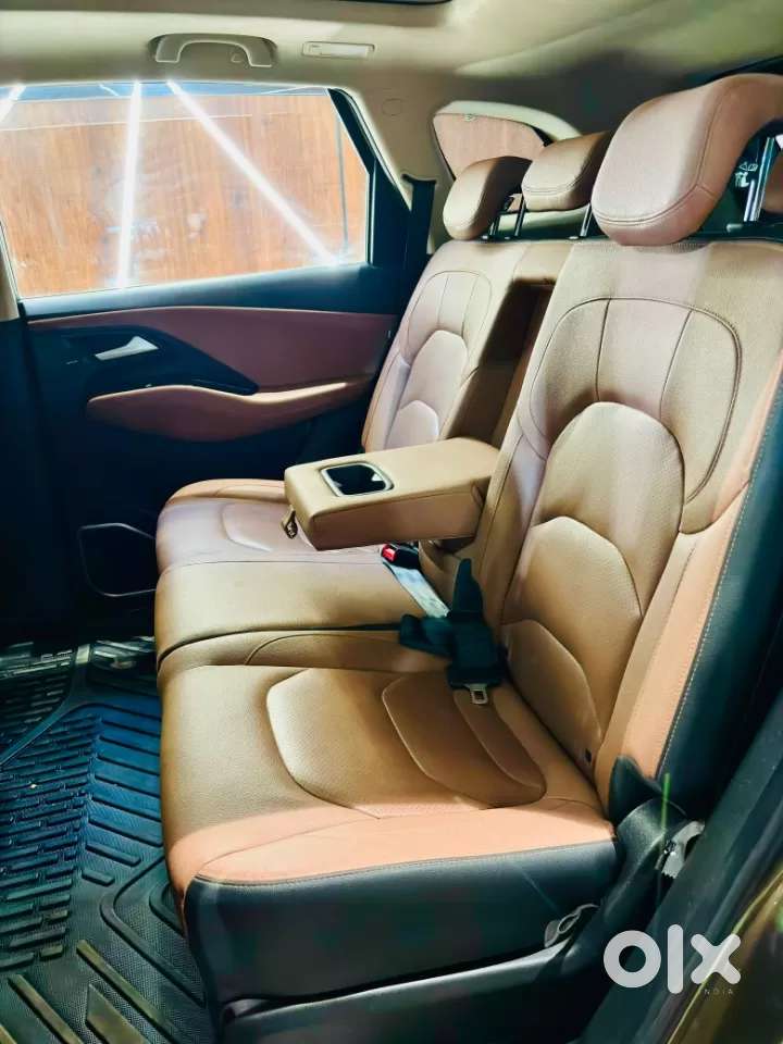 Mg Hector Plus Sharp Pro 2.0 Turbo Diesel 7 Str, 2023, Diesel