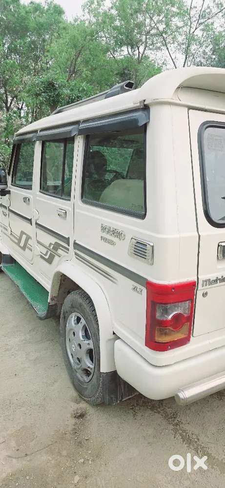 Mahindra Bolero 2017 ( Zlx Power Plus) पाचो चक्का नया है