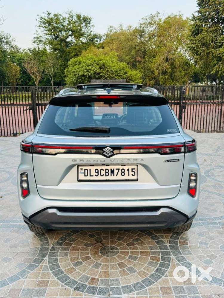 Maruti Suzuki Grand Vitara 1.5 Alpha Plus Dual Tone Intelligent Hybr..