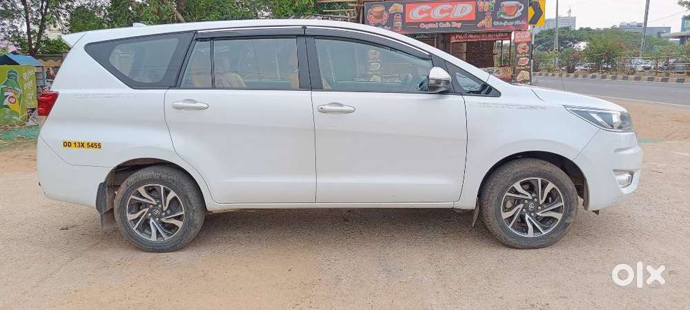 Toyota Innova Crysta 2.4 Gx Mt 8s, 2025, Diesel